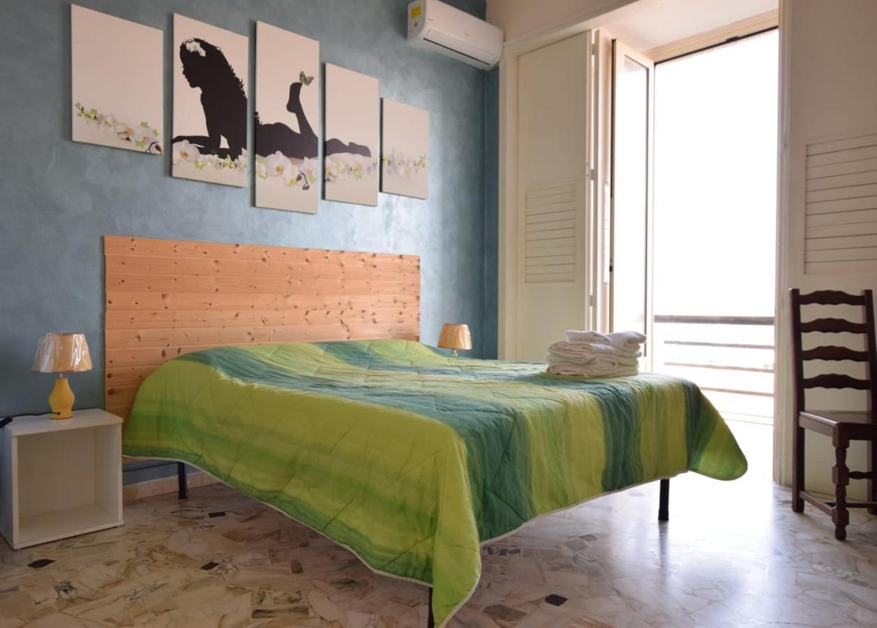 Les Suites Corso Roma Галиполи Екстериор снимка