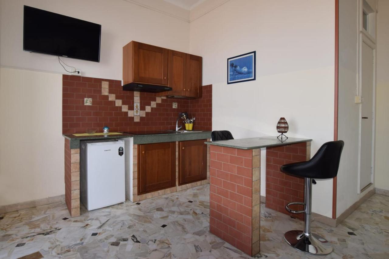 Les Suites Corso Roma Галиполи Екстериор снимка